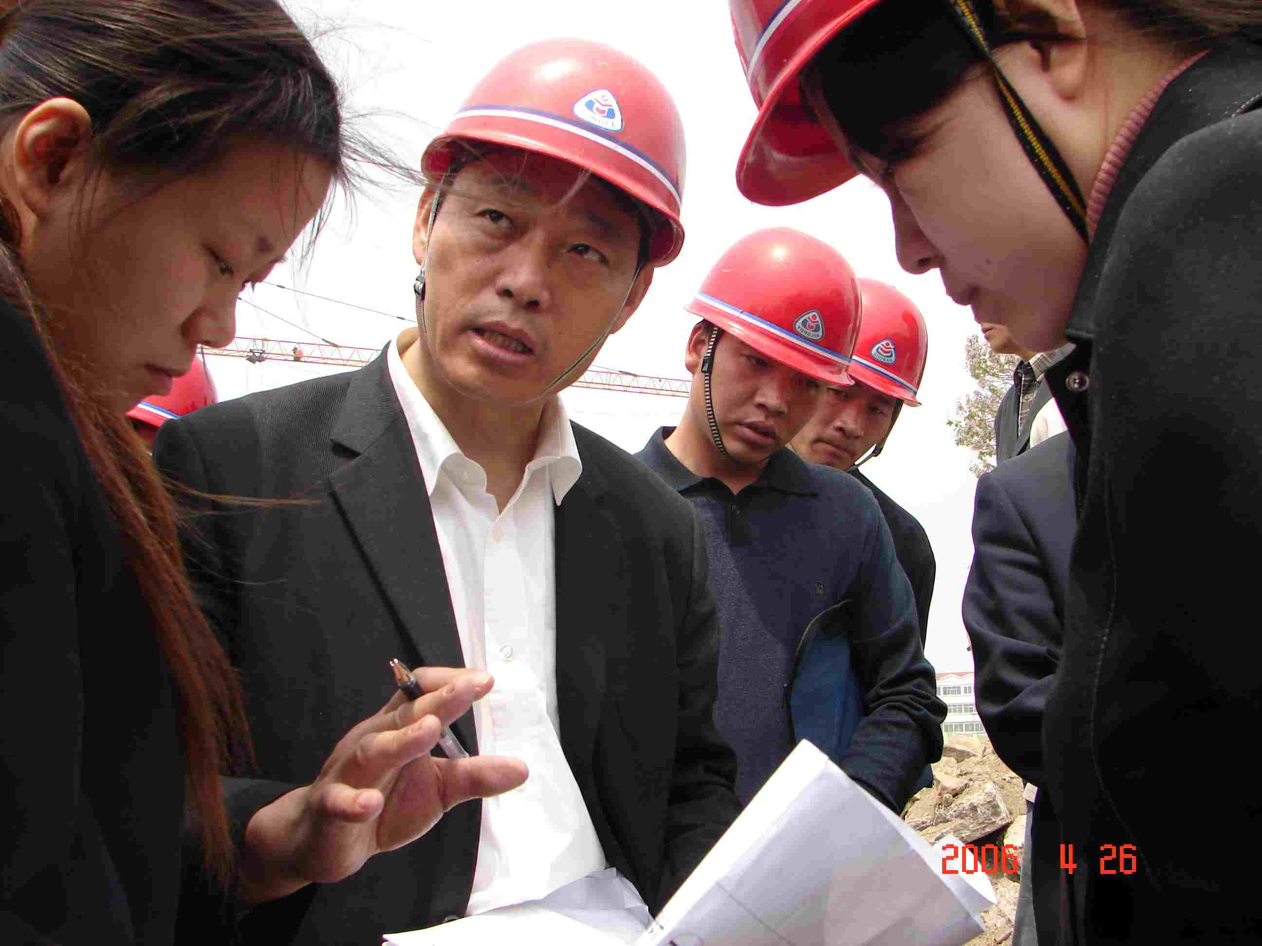 �������˹���-׷�󽡿�,����һ��ɳ���չ��һ��һ�顱�ͻ�֪�㹤��