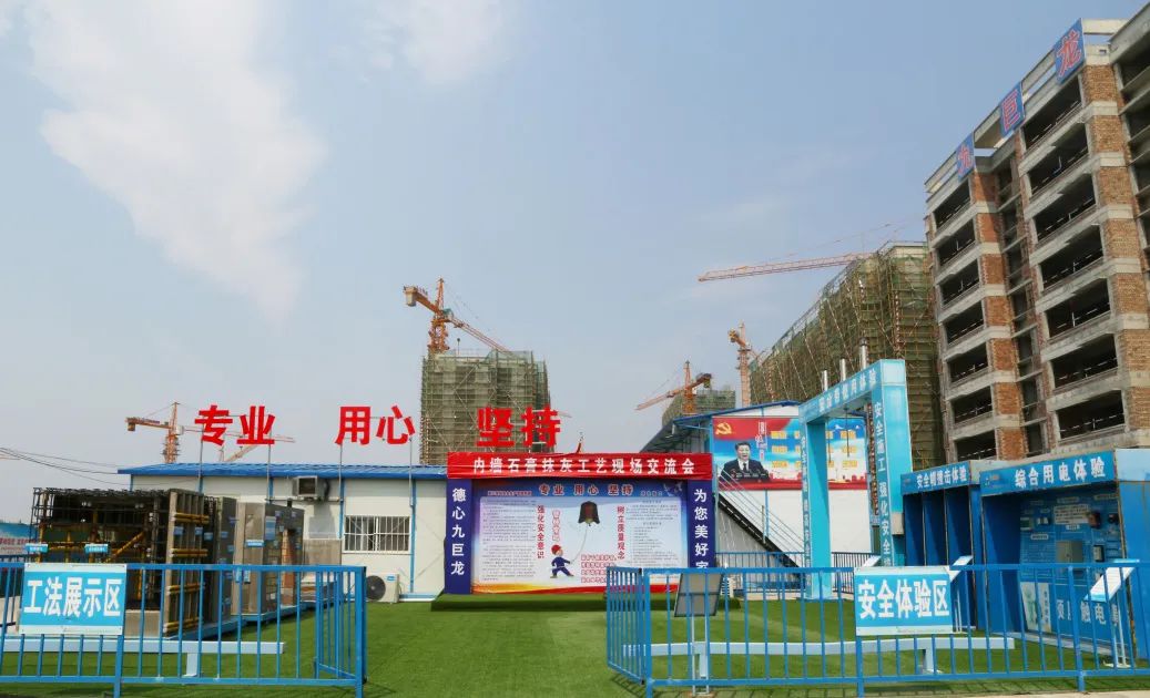 �������˹���-׷�󽡿�,����һ��ɳ�������ʯ��Ĩ������������׼����ģ��Ħ�ᡱԲ������